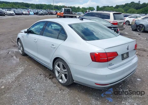 2017 Volkswagen Jetta Gli z USA, uszkodzony, nr VIN 3VW5T7AJ1HM274214